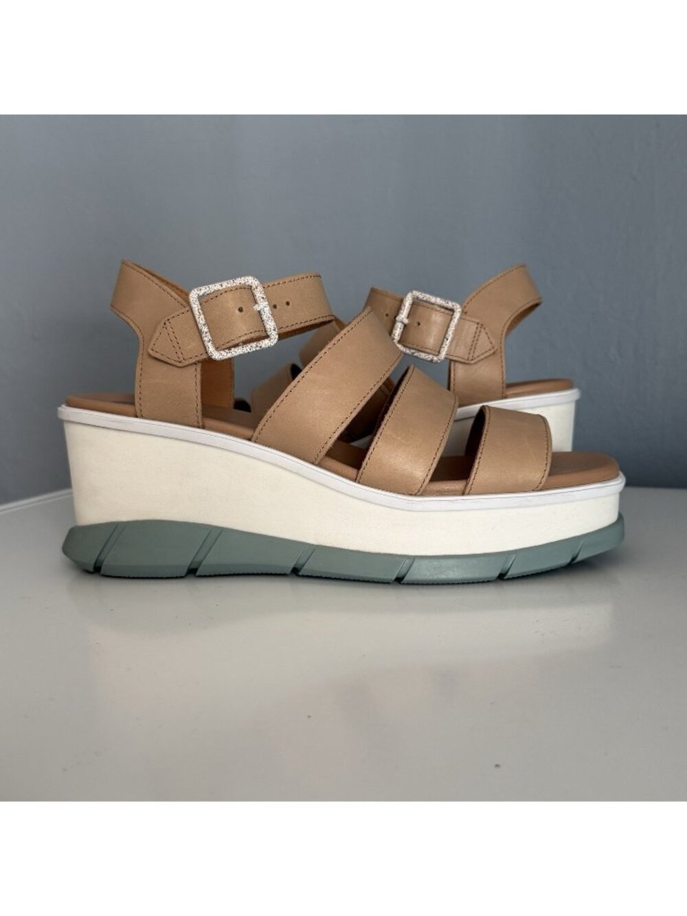 Sorel Joanie Iii Ankle Strap Wedge Platform Sandal Beige